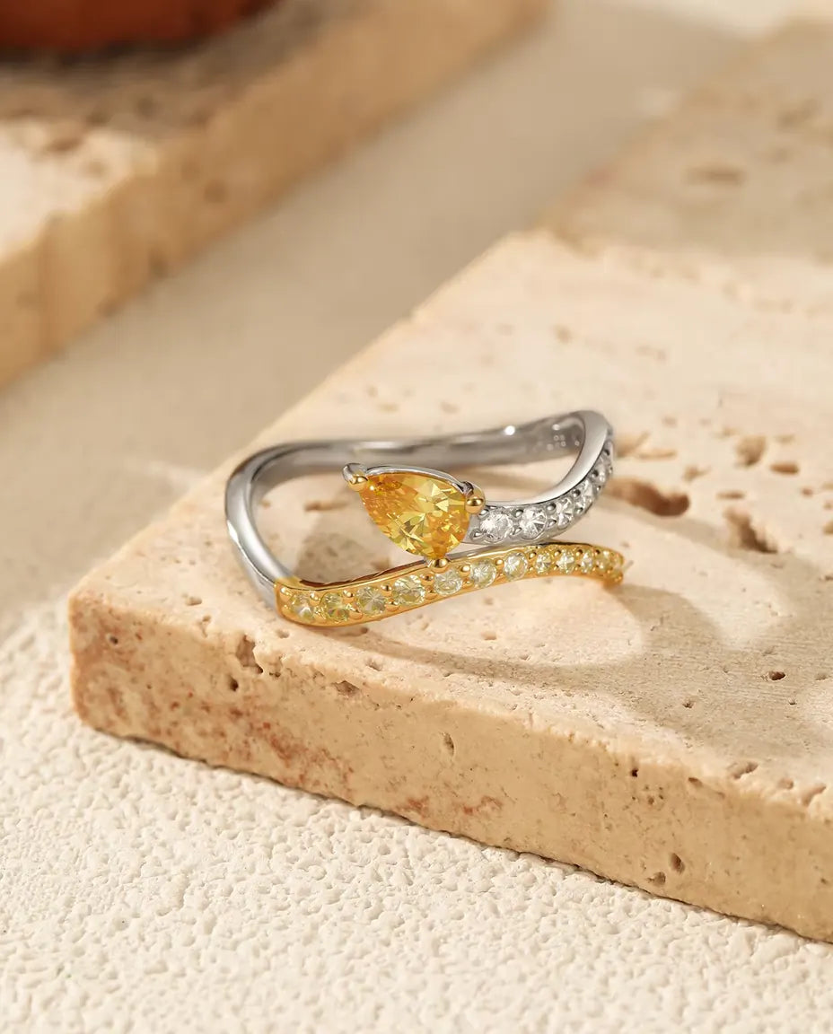 Bypass Ring bicolor - gelber Tropfenschliff zwischen Pavé Wellenbändern, Grössen 5 bis 9, 925 Sterlingsilber