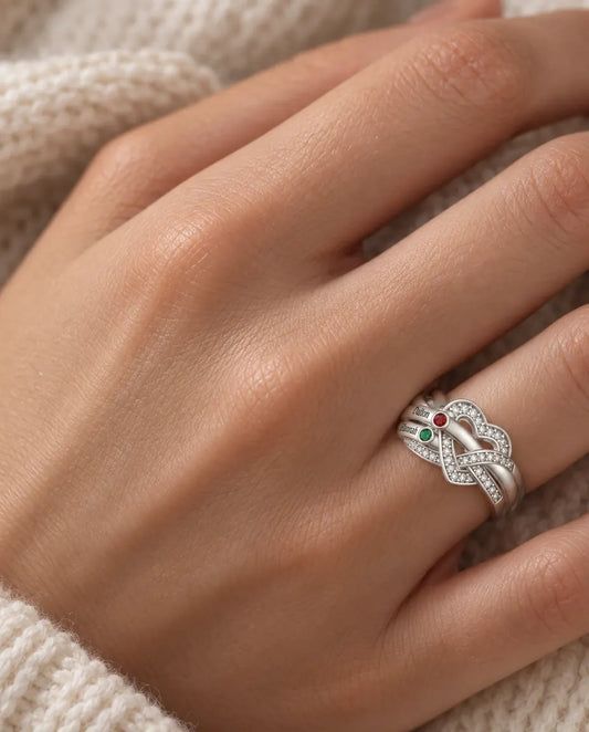 Personalisierter Geburtsstein Ring mit 2-6 Namen - Herzknoten Familienring mit Gravur und simulierten Geburtssteinen, rhodiniert