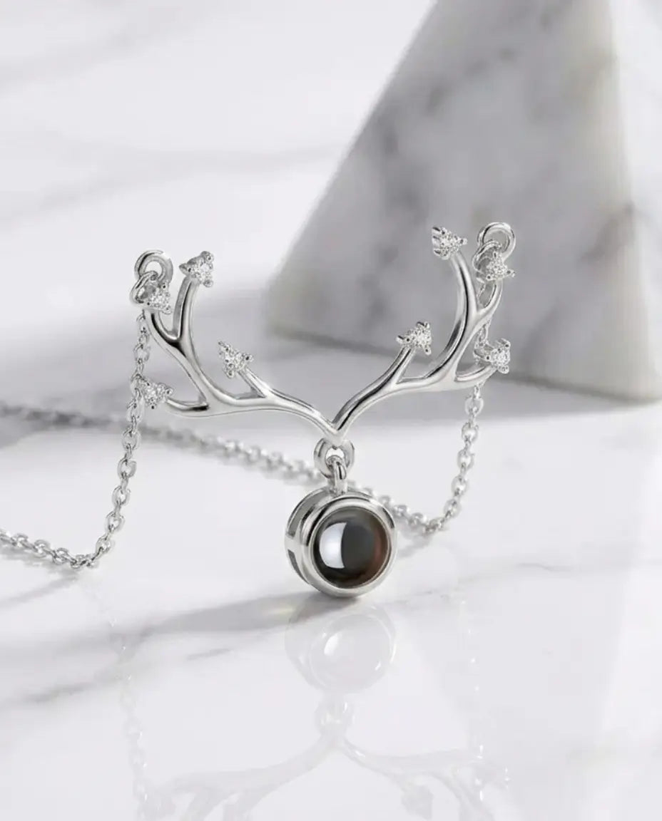 Kette mit Bild – Hirschgeweih-Anhänger aus 925er Silber, Zirkonia, Bild im Stein, Geschenk für Sie