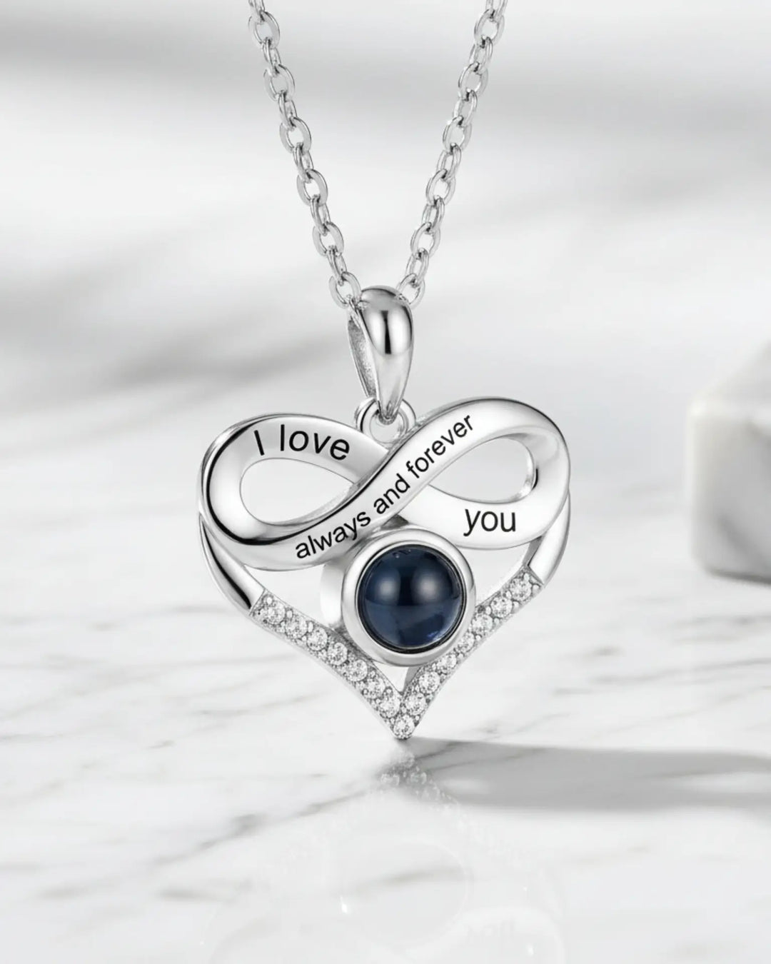 Kette mit Bild – Infinity-Herz mit Foto im Stein & Gravur, romantisches Geschenk für Sie