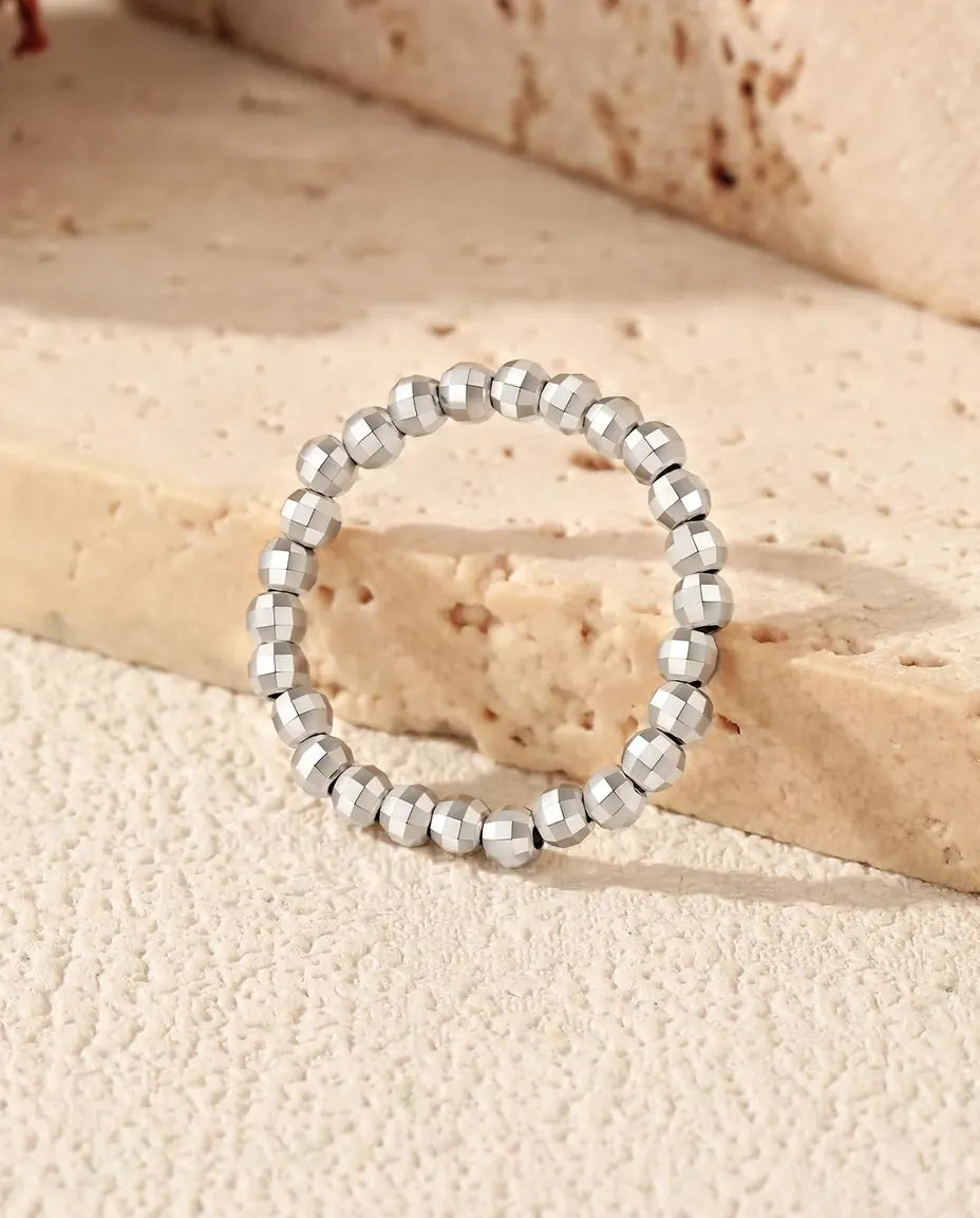 Kugelring Silber verstellbar - Band aus 2,5 mm facettierten Kugeln, Grösse US 6 bis 9, 925 Sterlingsilber