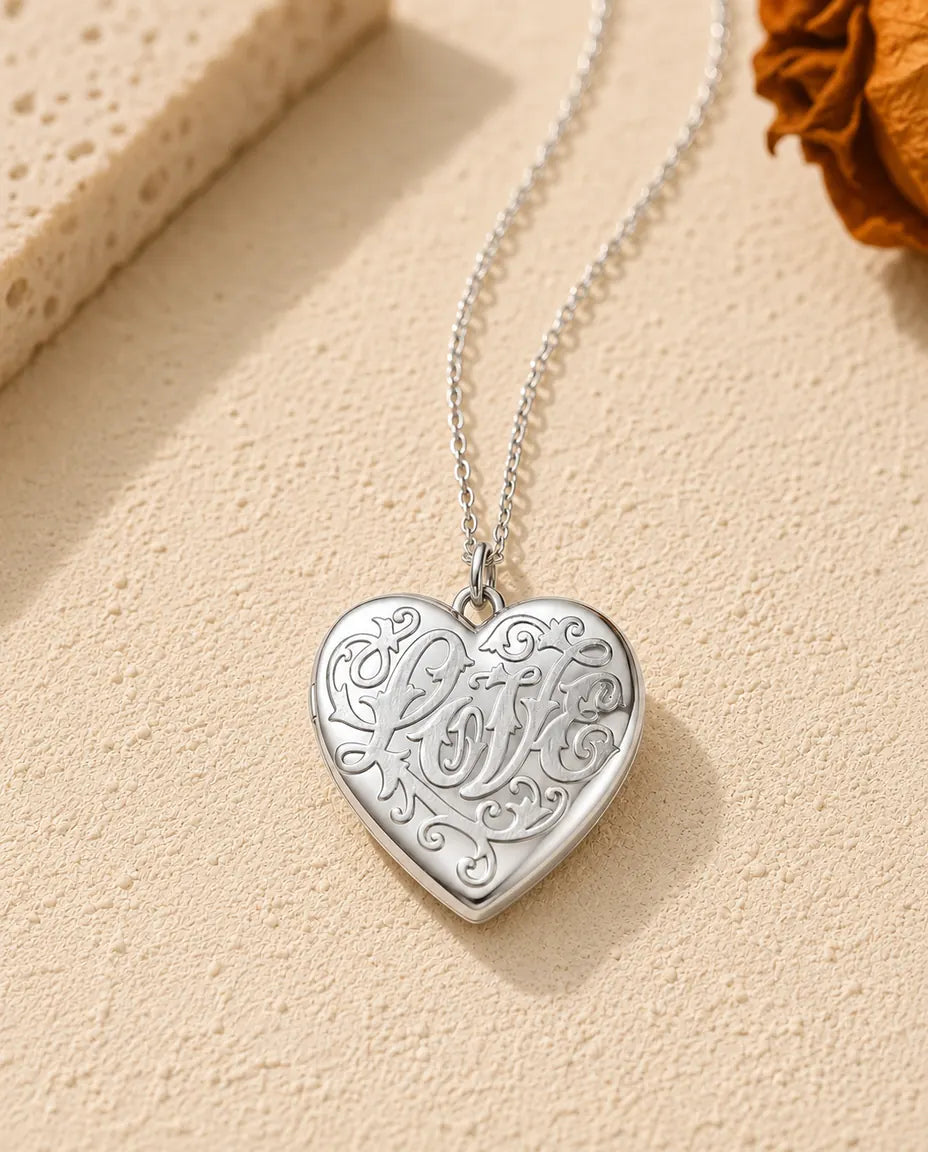 Love Herz Medaillon mit 2 Fotos - Herzmedaillon mit Love-Schriftzug und Perlmutt Rückseite, Silber oder Gold, Kette 45+5 cm
