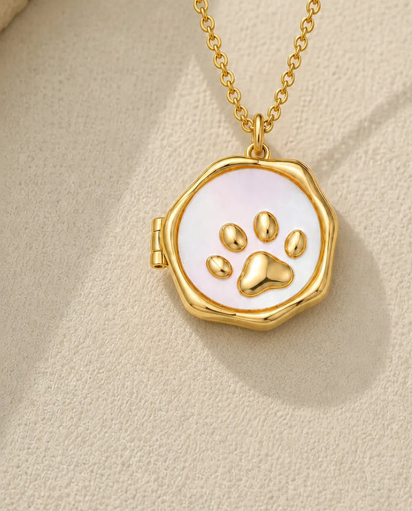 Personalisierte Pfotenabdruck-Medaillon-Kette mit 2 Fotos – Perlmutt-Medaillon in Gold oder Silber, Geschenk für Hundemenschen