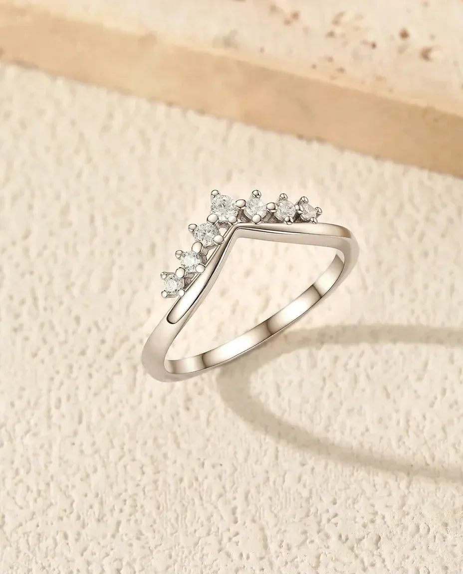 Moissanit Ring – Stapelbarer Wishbone-Ring mit 7 Steinen, D-Farbe VVS1, 925er Sterlingsilber, Geschenk für Sie