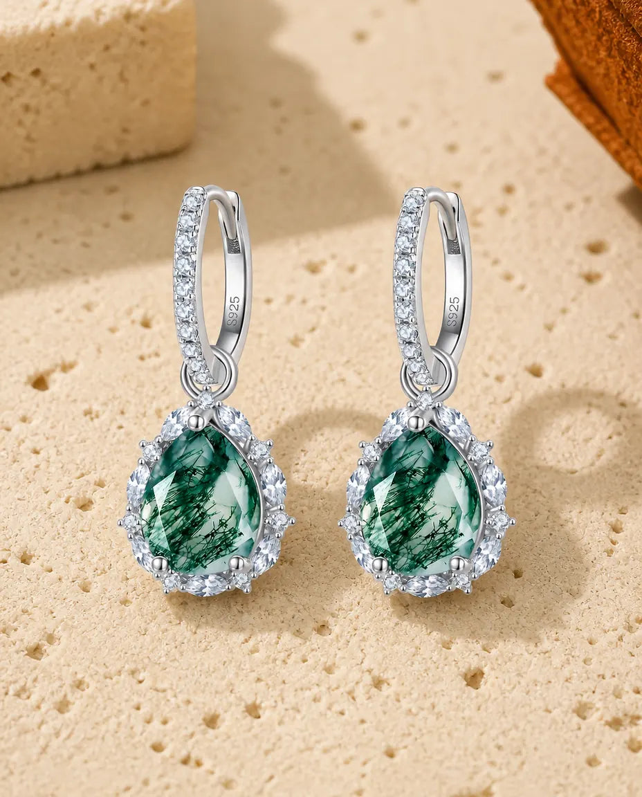 Moosachat Ohrringe mit Halo - Grüner Moosachat im Tropfen-Schliff an Pavé-Creolen, 925er Sterlingsilber, Geschenk