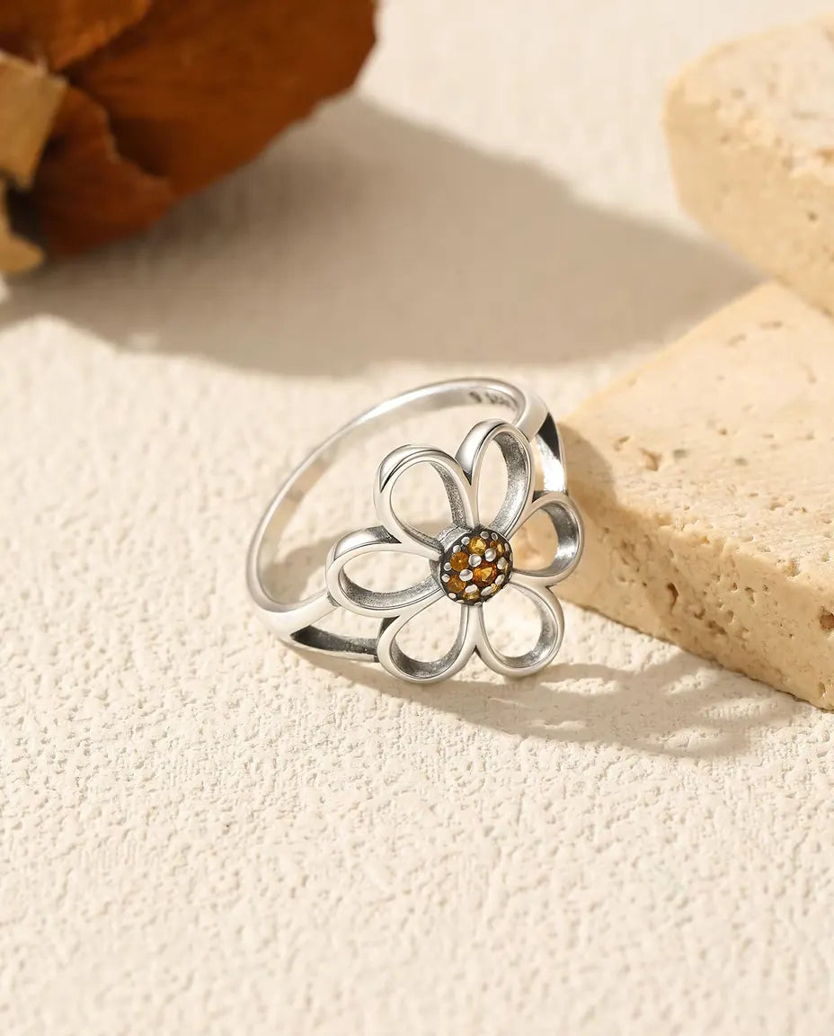 Offener Blüten Ring - Blütenkontur mit orangefarbenem Pavé-Zentrum in 925 Sterlingsilber, US-Grössen 5 bis 9