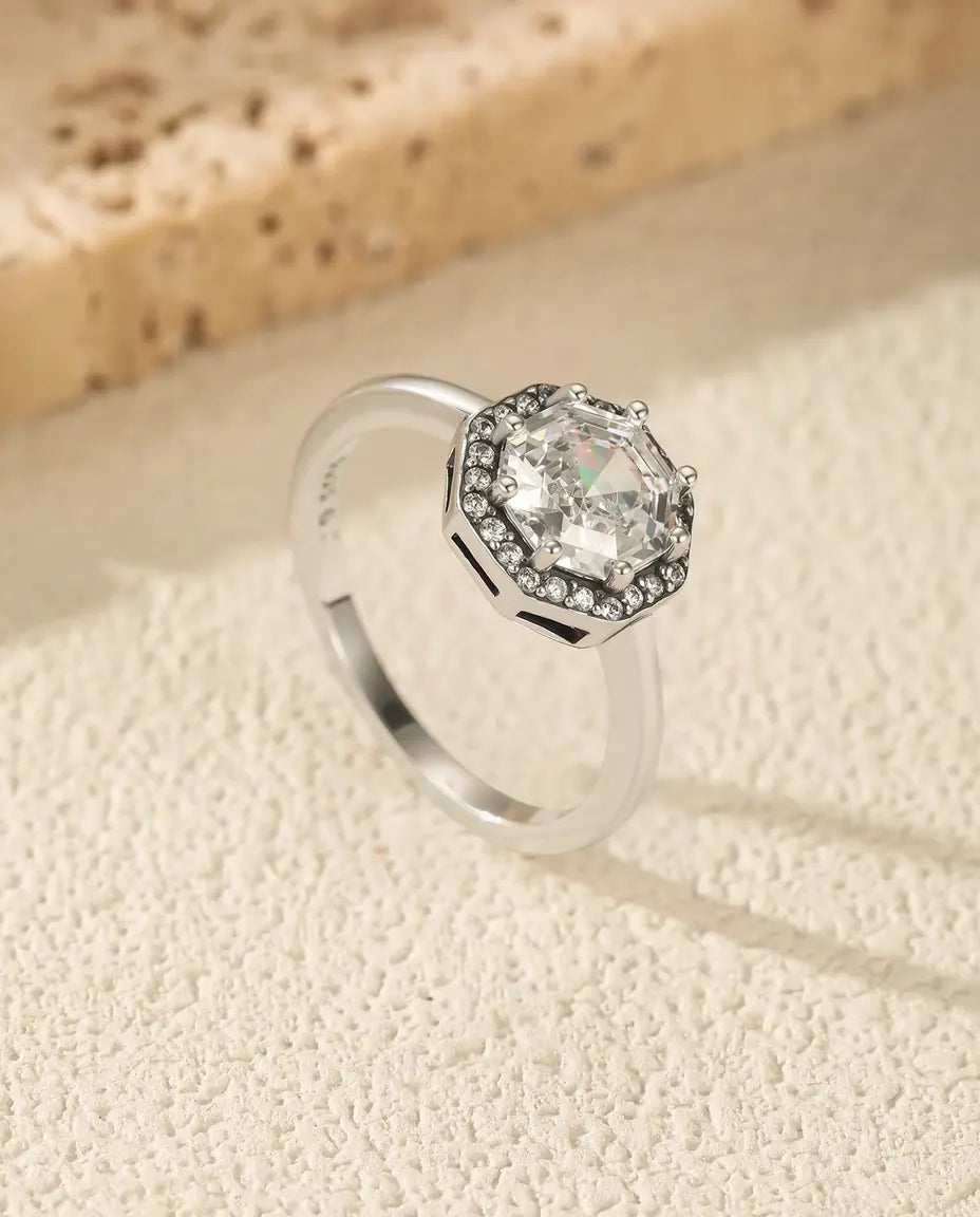 Oktagon Halo Ring - Zirkonia im Treppenschliff mit Pavé Halo, 9,5 mm, Grössen 5 bis 9, 925 Sterlingsilber