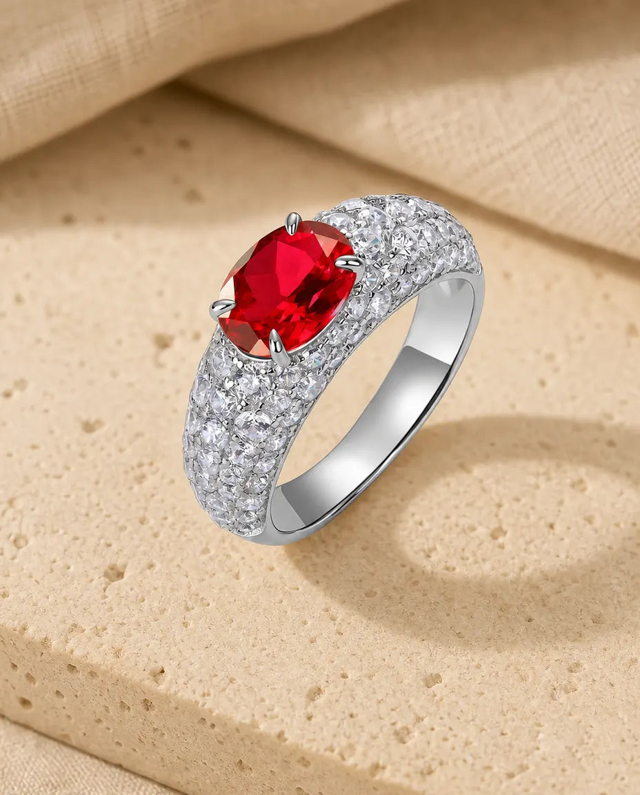 Rubin Ring – ovaler Labor-Rubin mit Pavé-Schiene, 925er Sterlingsilber, Statement-Ring für Damen, Geburtsstein Juli
