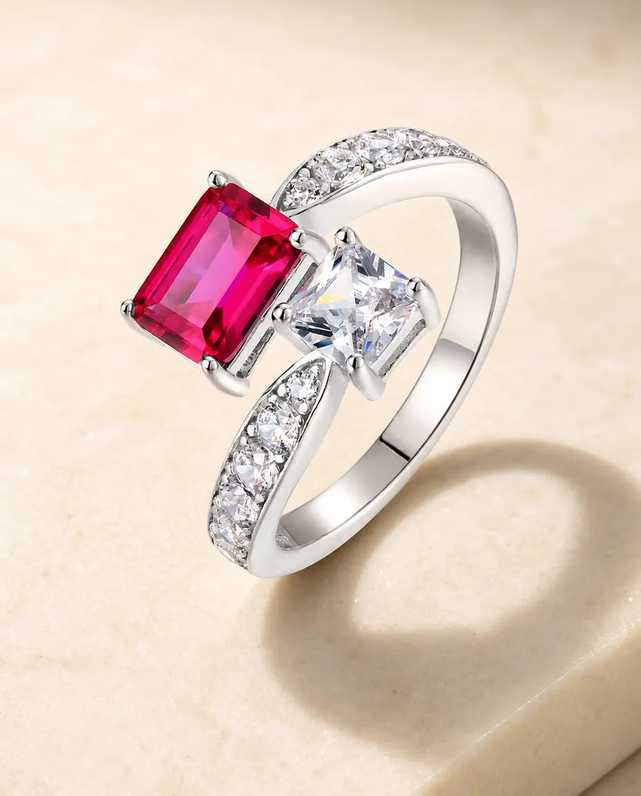 Rubin Ring – Toi-et-Moi-Ring mit quadratischem Labor-Rubin, 925er Sterlingsilber, grössenverstellbar, Geschenk für Sie