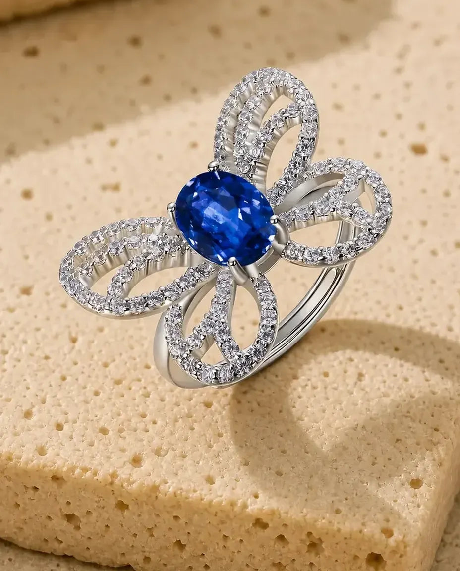 Saphir Ring – Schmetterling-Statement-Ring mit rundem blauem Labor-Saphir, 925er Sterlingsilber, Geburtsstein-Geschenk für Sie