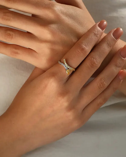 Bypass Ring bicolor - gelber Tropfenschliff zwischen Pavé Wellenbändern, Grössen 5 bis 9, 925 Sterlingsilber