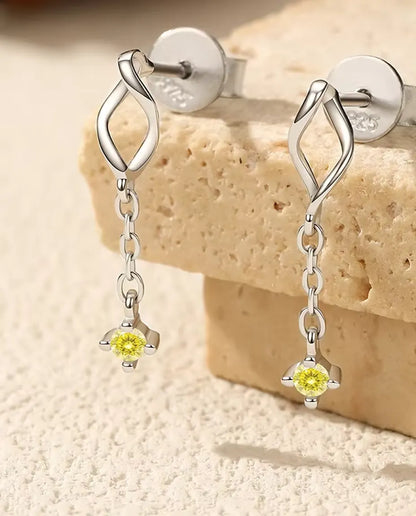 Gelbe Moissanit Ohrringe - 2 mm Steine an feiner Kette unter gedrehtem Marquise-Stecker, 925er Sterlingsilber