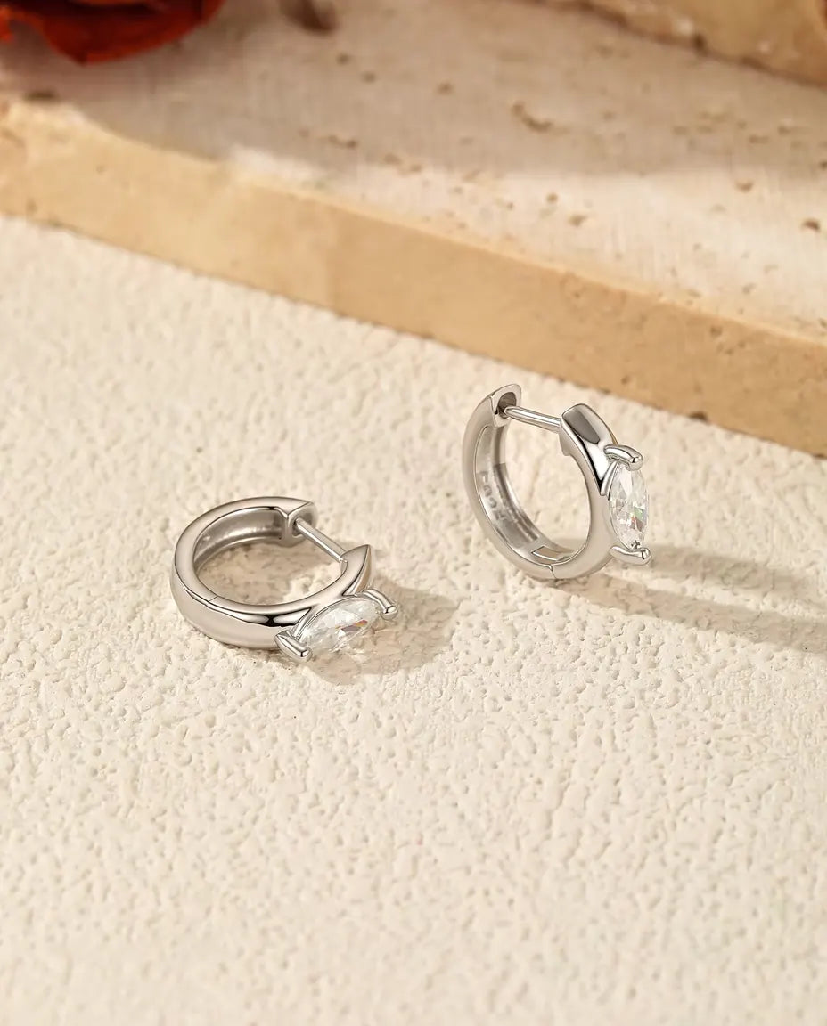 Marquise Moissanit Creolen - je ein 0,30 ct Marquise-Stein 3 x 6 mm, 11,5 mm Klappcreolen, 925 Sterlingsilber