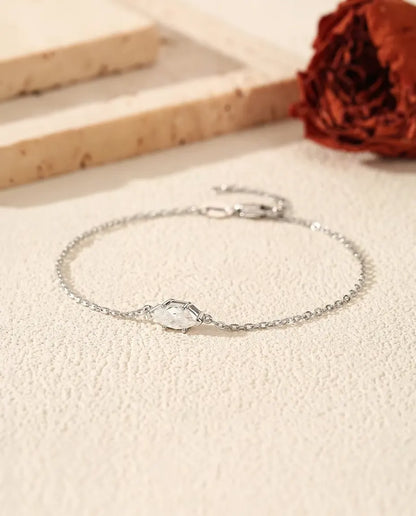Moissanit Armband im Marquise-Schliff - 0,50 ct in D-Farbe, 4 x 8 mm, an feiner Kette aus 925 Sterlingsilber