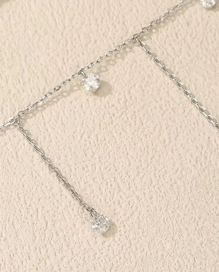 Moissanit Kette mit sieben Anhängern - 0,30 ct Steine à 4 mm auf gestufter Kette, 925er Sterlingsilber, 40+5 cm