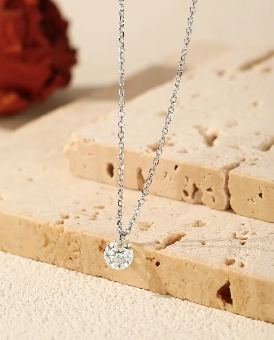 Moissanit Kette – Solitär-Anhänger im Brillantschliff aus 925 Sterlingsilber, 0,1, 0,3 oder 0,5 Karat, zarte Halskette für jeden Tag
