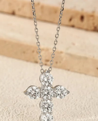 Moissanit Kette mit Kreuz - sechs Steine à 0,50 ct in D-Farbe, Anhänger 17,5 x 22,5 mm, 925 Sterlingsilber