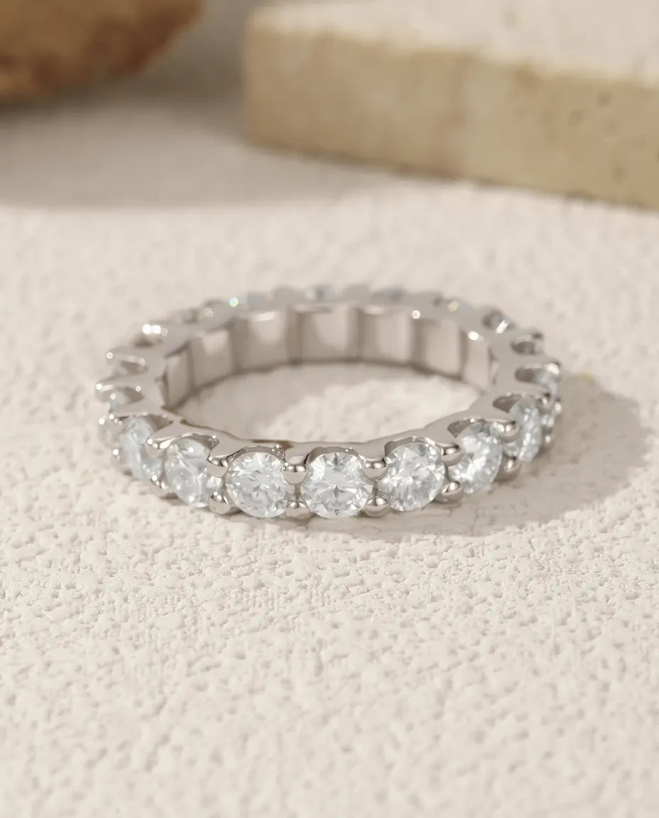 Moissanit Ring – Memoire-Ring rundum gefasst, Farbe D, 925er Sterlingsilber, Ehering & Vorsteckring für Damen