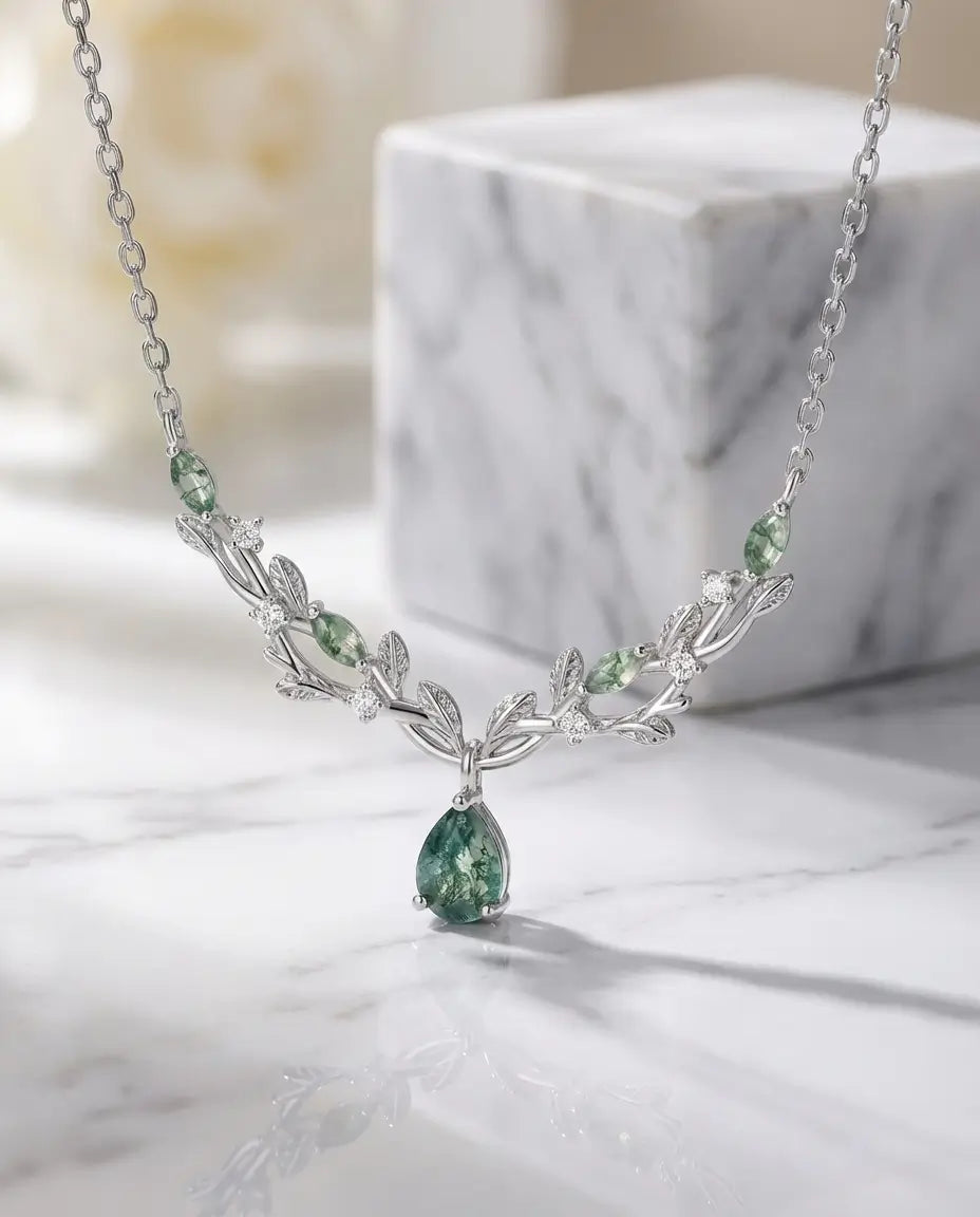 Moosachat Kette – Ranken- und Blattmotiv mit 4x6 mm Tropfen, 925er Silber mit Weissgoldauflage, Geschenk für sie