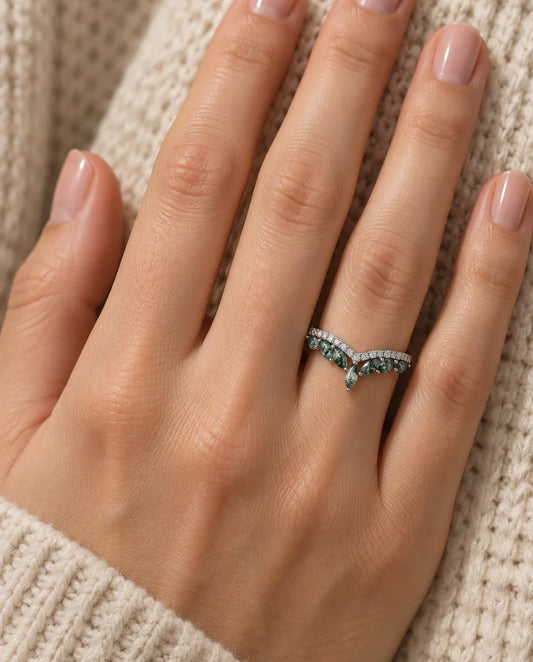 Moosachat Ring - an der Hand getragen