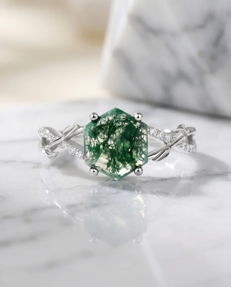 Moosachat Ring – Hexagon 8 mm mit Vintage-Rankenschiene, 925er Sterlingsilber, naturinspirierter Verlobungsring für Sie
