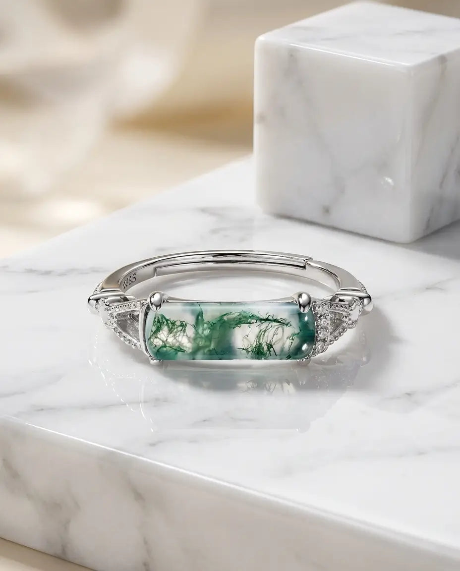 Moosachat Ring – Rechteckiger Naturstein quer gefasst, Vintage-Silberring mit Filigran, grössenverstellbar, Geschenk für Sie