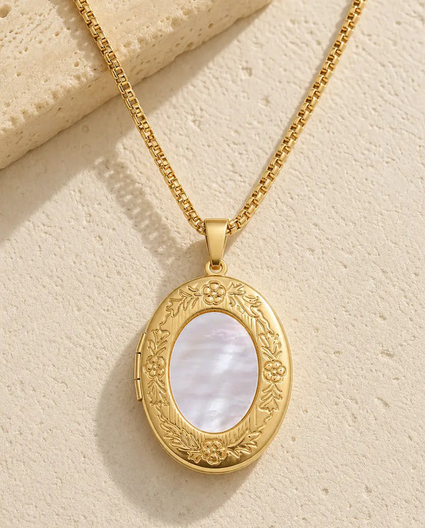 Personalisierte ovale Medaillon Kette mit Perlmutt für 1 Foto, Vintage Blumenmedaillon in Gold, Geschenk für sie