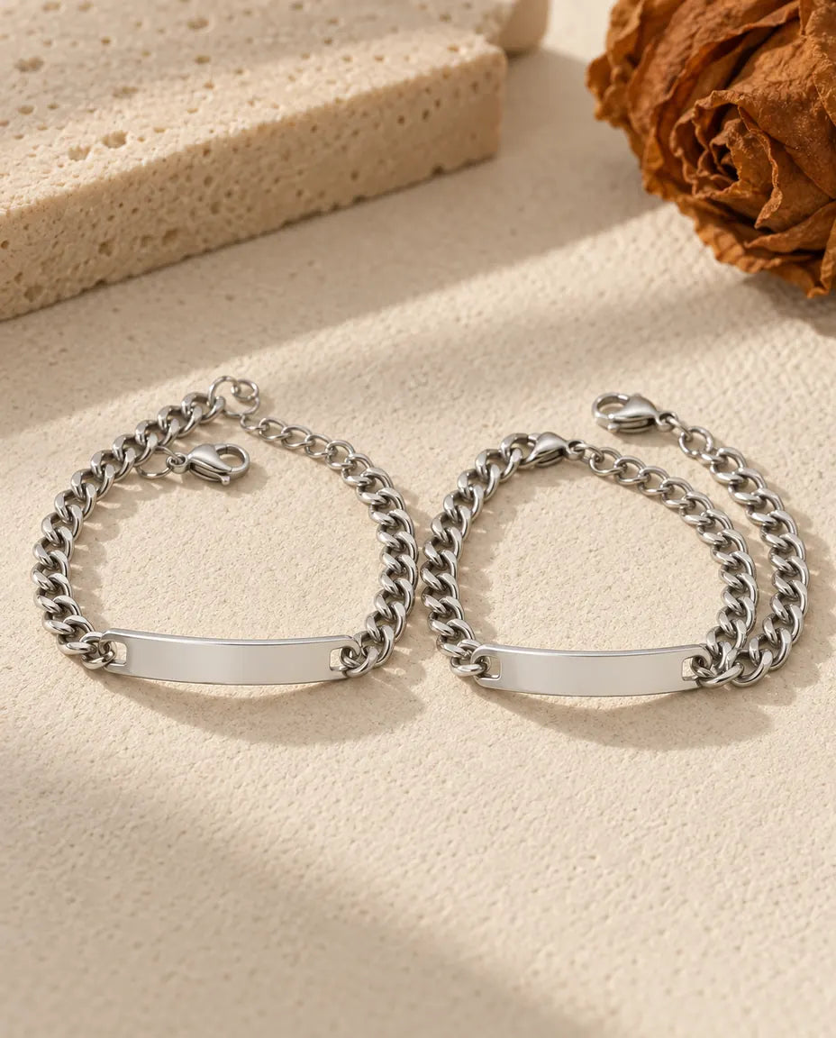 Partnerarmbänder mit Gravur - Partnerset flach liegend