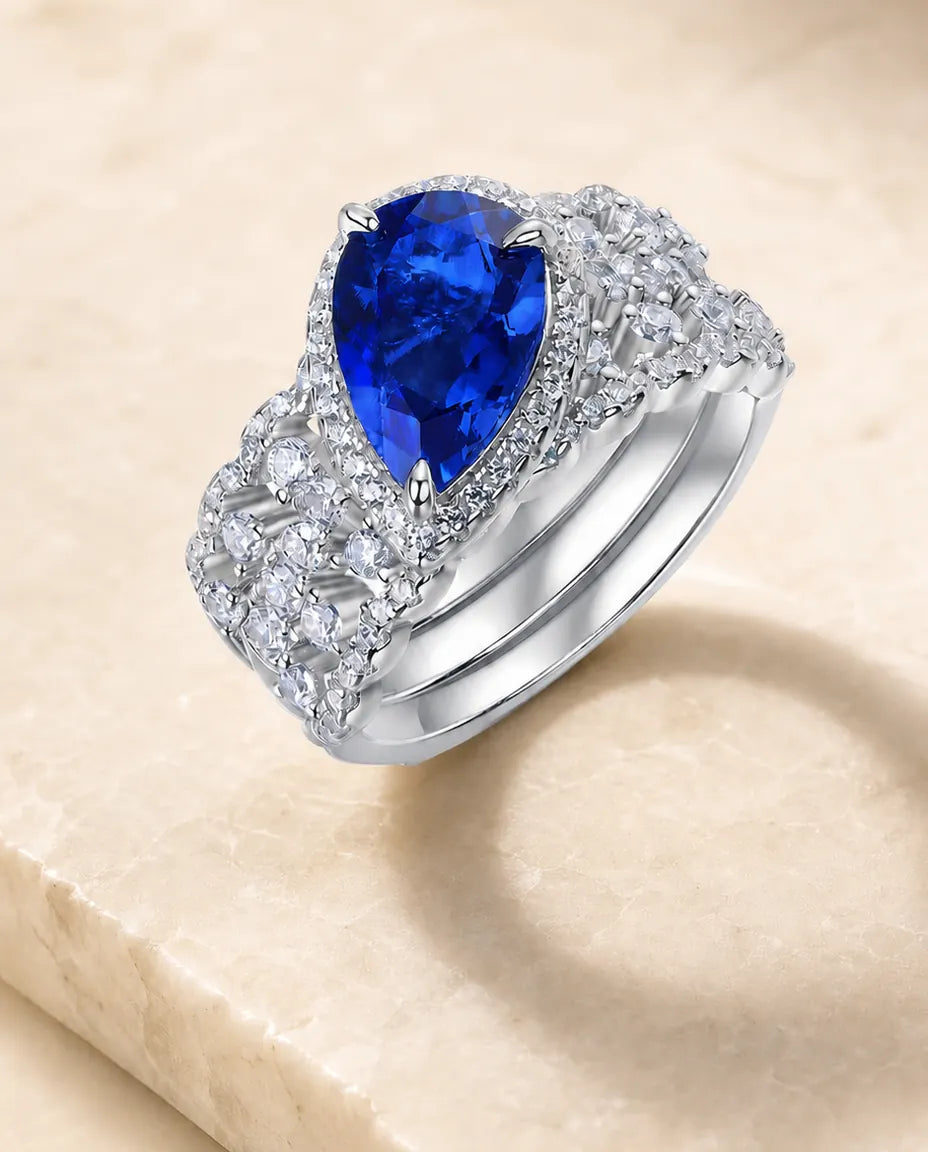 Saphir Ring – Brautset mit Labor-Saphir im Tropfenschliff und Halo, 2-teilig, 925er Sterlingsilber, Geschenk für Sie