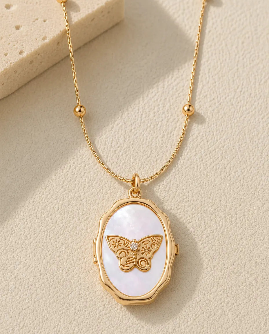 Personalisierte Schmetterling Medaillon Kette mit Perlmutt für 1 Foto, Foto-Medaillon in Gold, Geschenk für sie