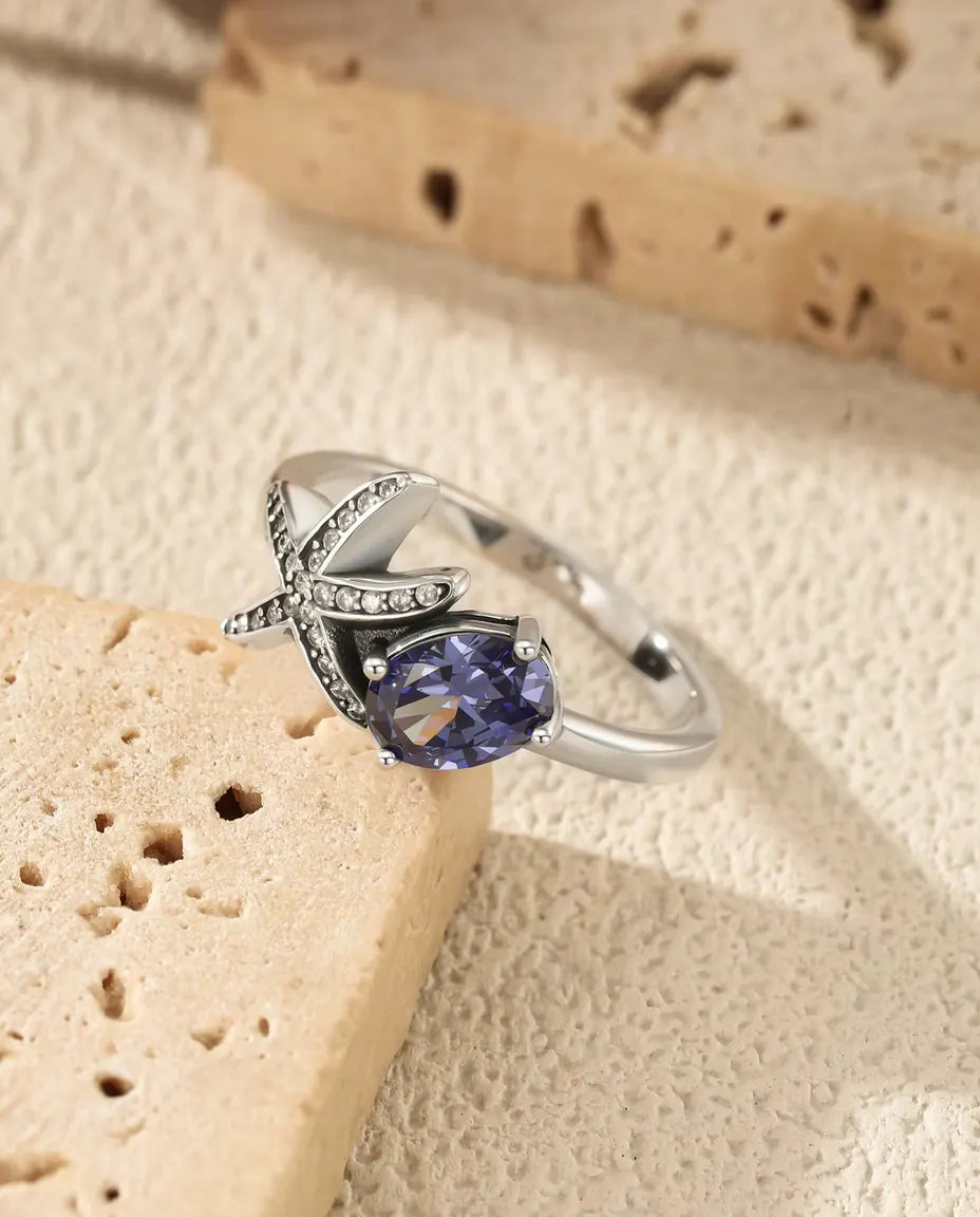 Seestern Ring - ovaler violetter Zirkonia 5 x 7 mm mit Pavé Stern, Grössen 5 bis 9, 925 Sterlingsilber