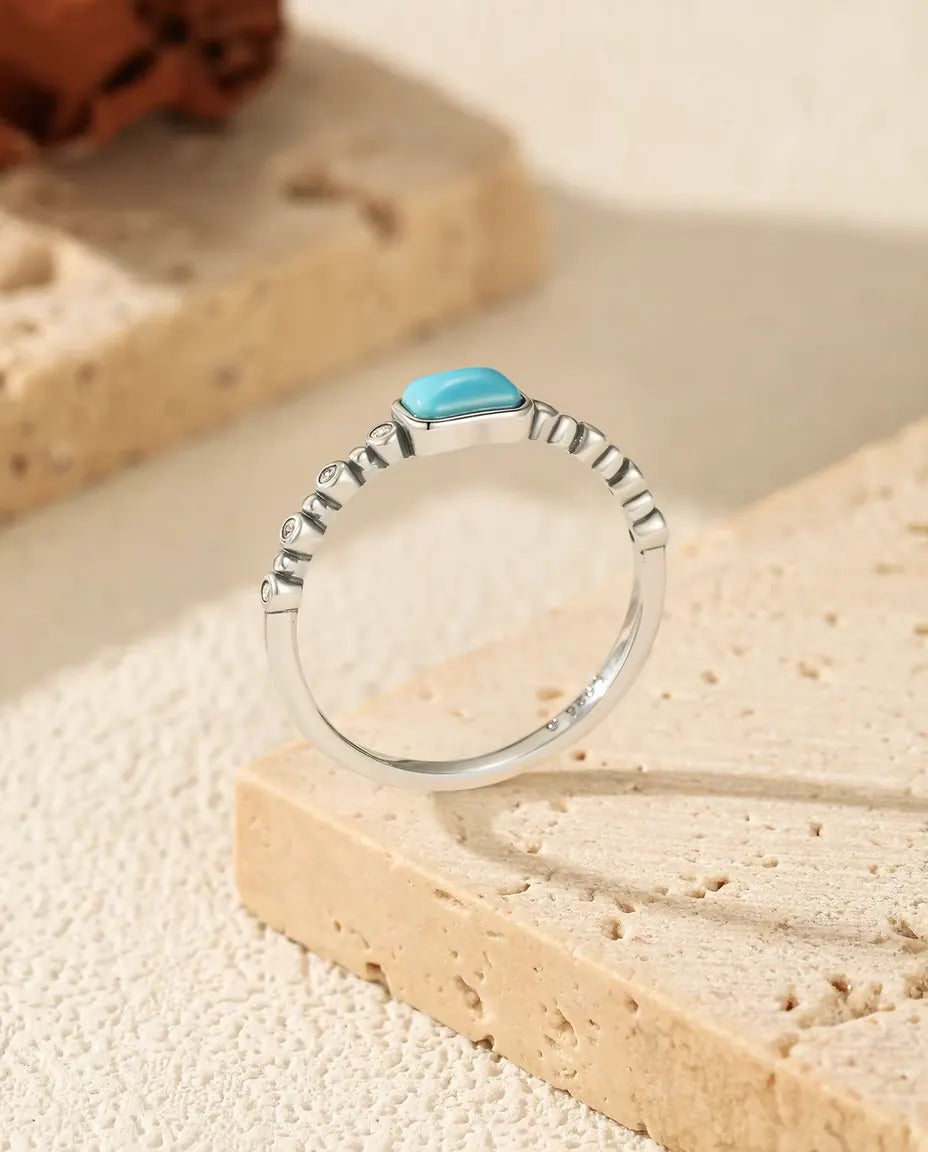 Türkis Ring - rechteckiger Cabochon auf Perlband mit Zirkonia, Grössen 5 bis 9, 925 Sterlingsilber
