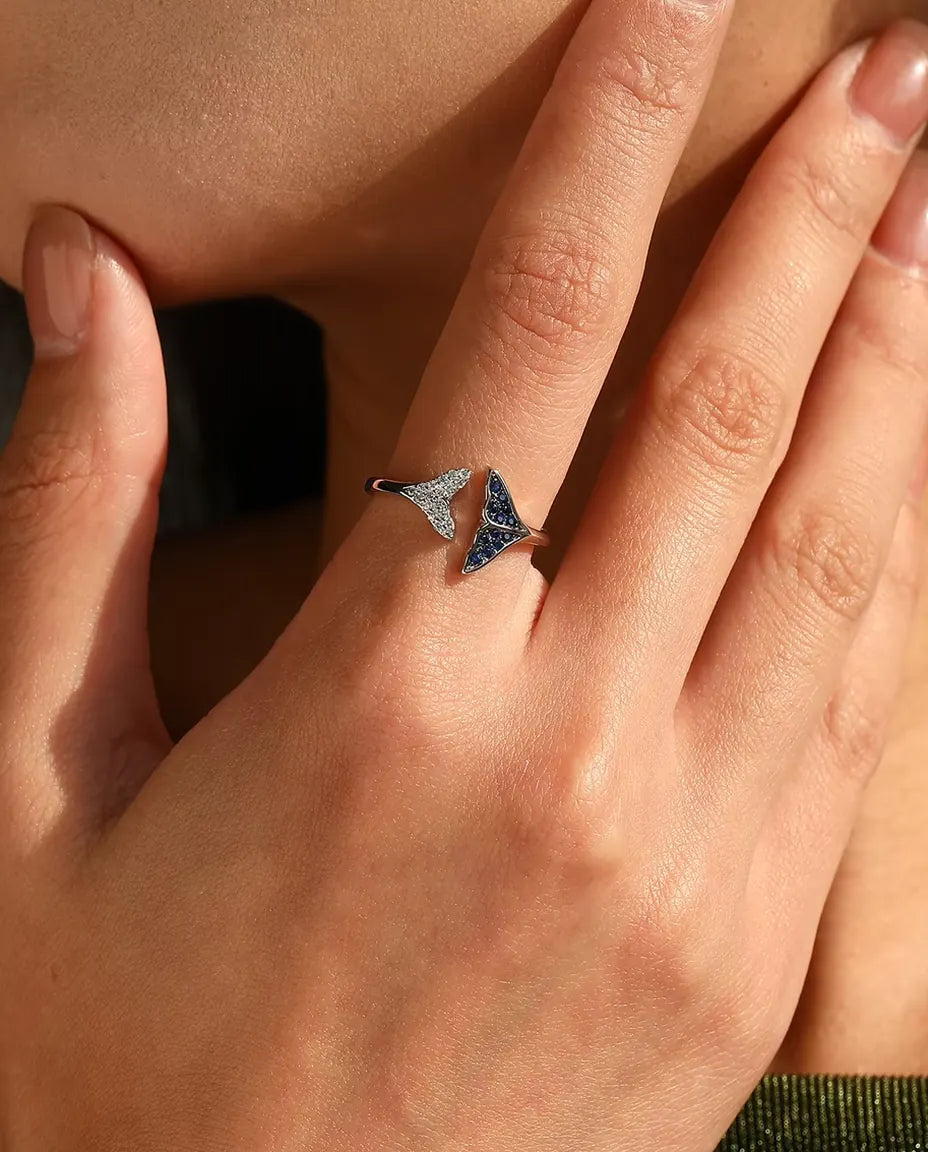 Walflossen Ring offen verstellbar - blaue und klare Steine, Grösse US 6 bis 9, 925 Sterlingsilber